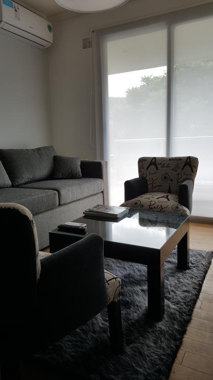 Departamento Caseros Apartment *